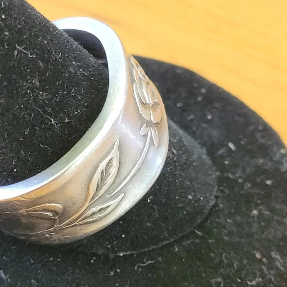 Vintage Floral Rose Spoon Ring Silver Tone Wide Band Size 11.5 12.54g